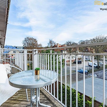 Baltic Apartments - Hotelik Przy Promenadzie ชวีโนวิชแจ ภายนอก รูปภาพ