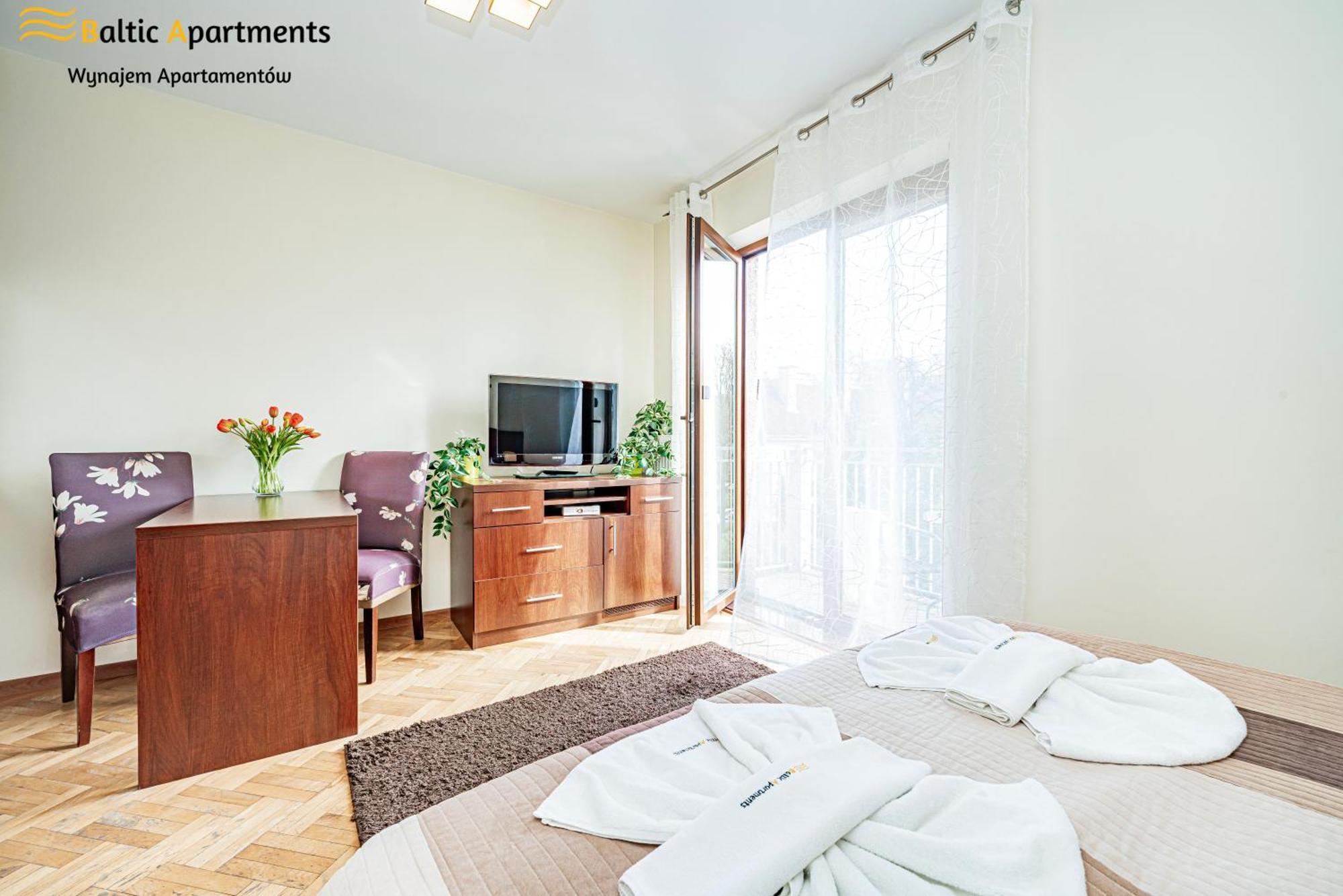 Baltic Apartments - Hotelik Przy Promenadzie ชวีโนวิชแจ ภายนอก รูปภาพ
