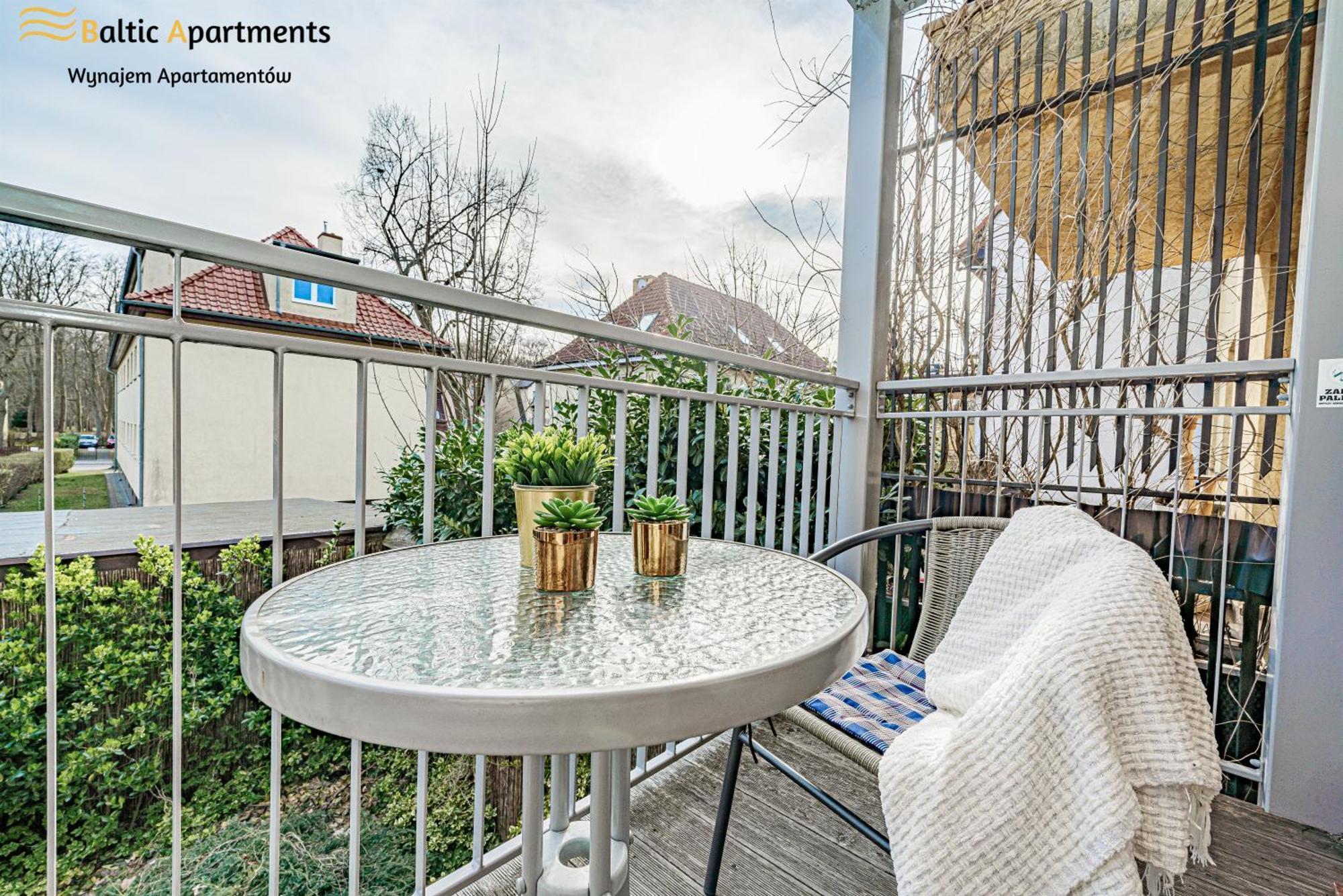Baltic Apartments - Hotelik Przy Promenadzie ชวีโนวิชแจ ภายนอก รูปภาพ