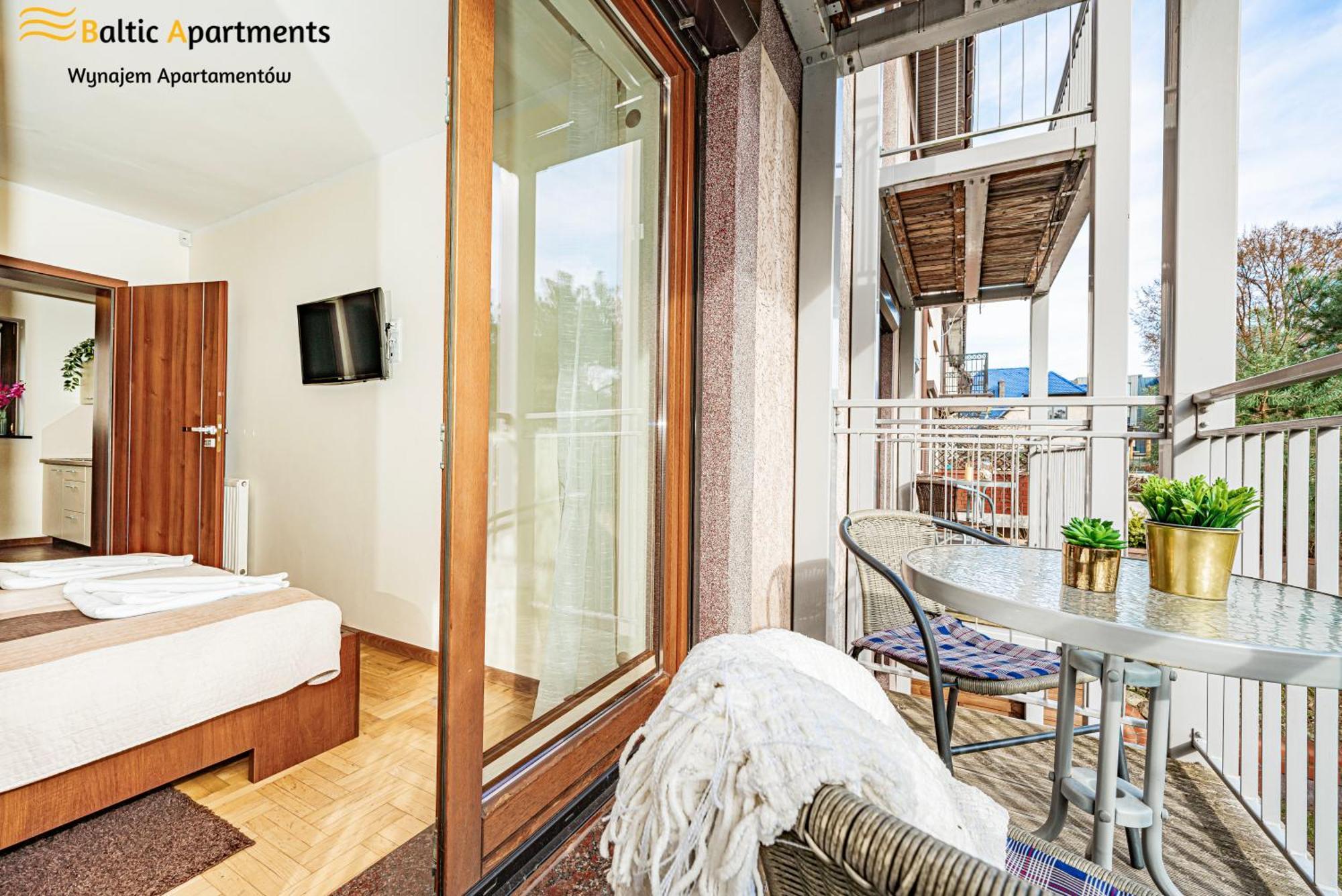 Baltic Apartments - Hotelik Przy Promenadzie ชวีโนวิชแจ ภายนอก รูปภาพ