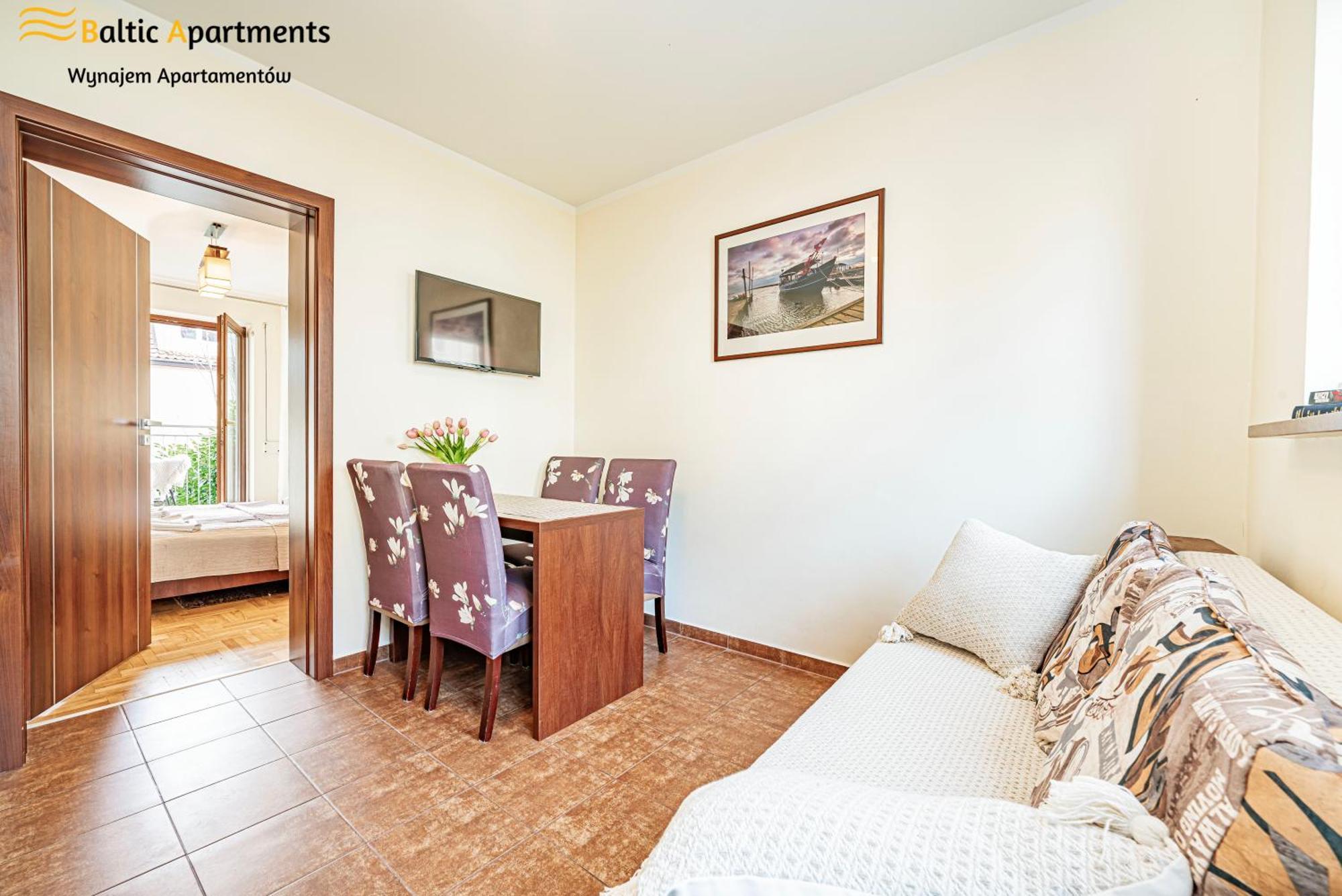 Baltic Apartments - Hotelik Przy Promenadzie ชวีโนวิชแจ ภายนอก รูปภาพ